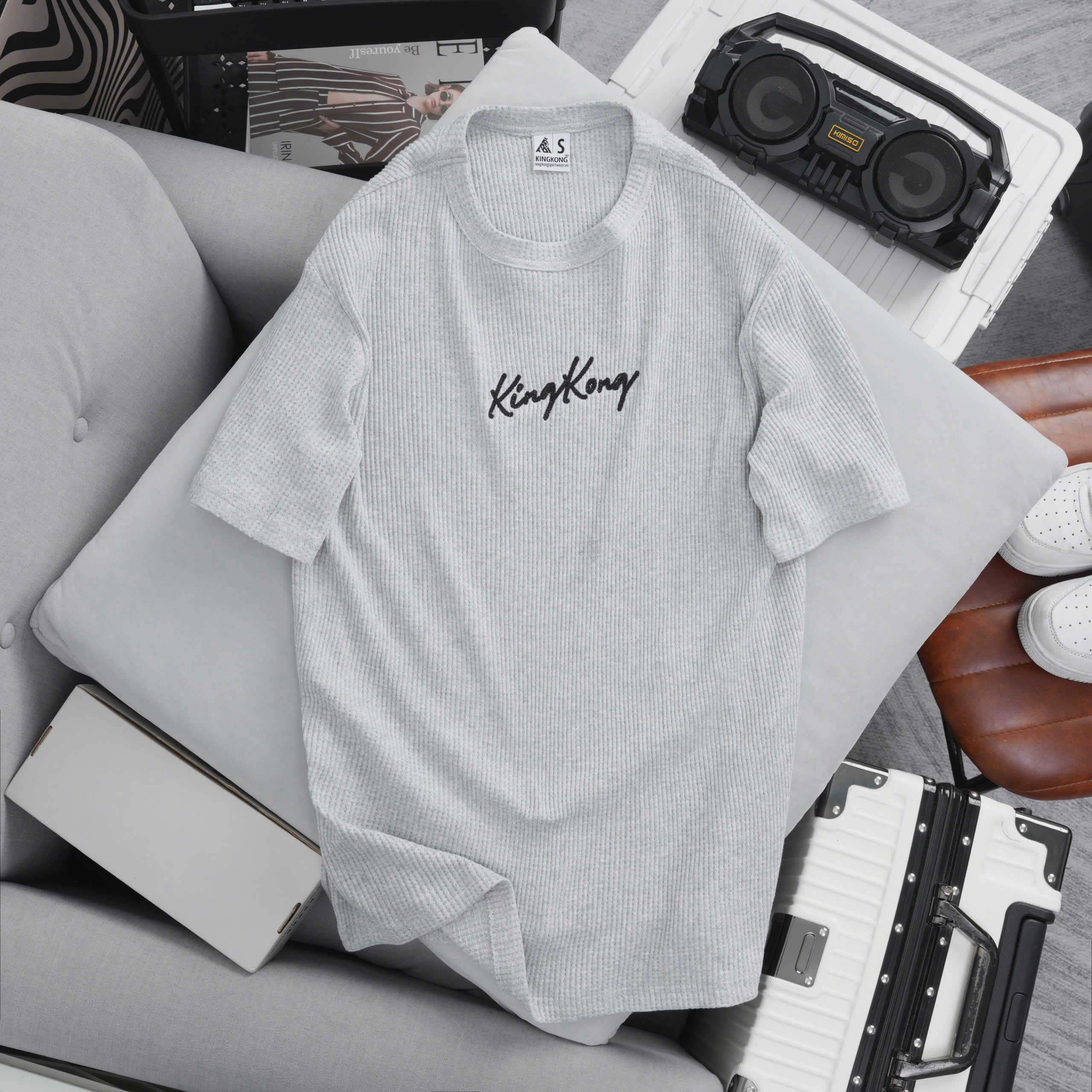 Oversize Honeycomb T-shirt with KingKong Letter Print