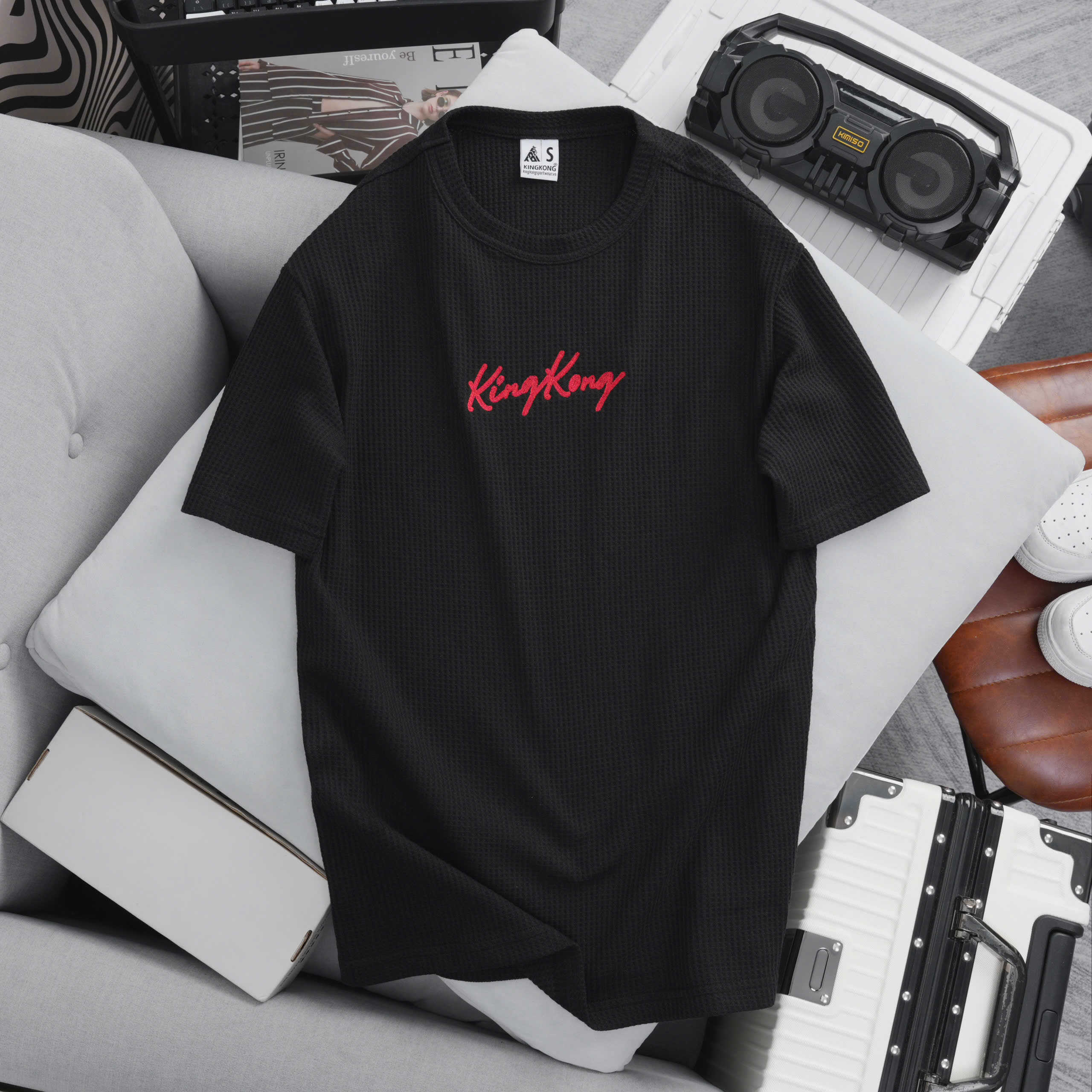 Oversize Honeycomb T-shirt with KingKong Letter Print