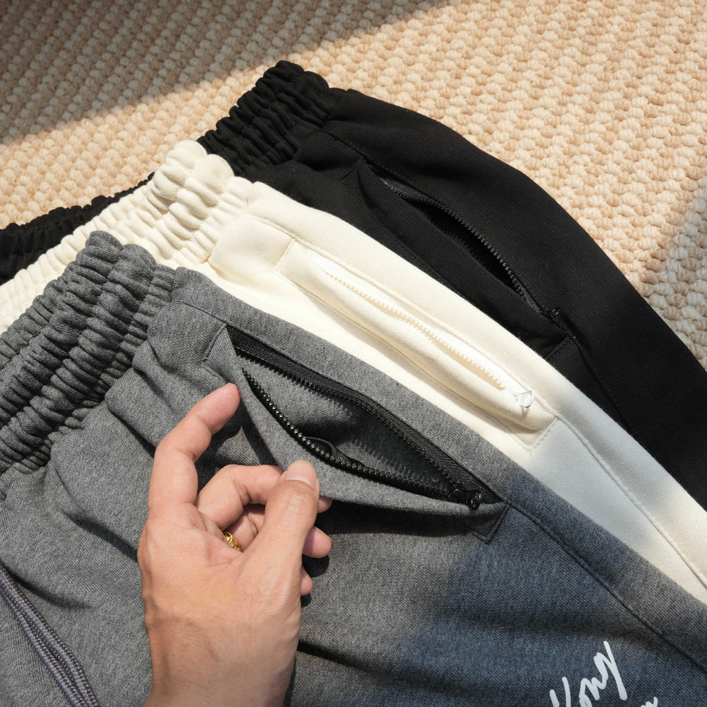 KingKong Fleece Shorts Featuring Raw Hem and Zipper Pockets